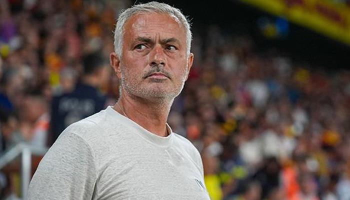 F.Bahçe’de ayrılık kararı! Jose Mourinho’nun istemediği Crespo, BaşakşehirFenerbahçe’ye imza atacak