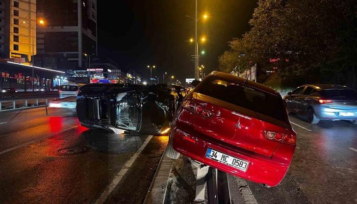 3 -Kovuklar Eseniaurt’ta Zincir Kazası: 2 Yaralı
