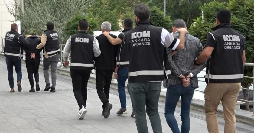 Ayhan Bora Kaplan’ın suç örgütü soruşturmasında 3 kişi tutuklandı