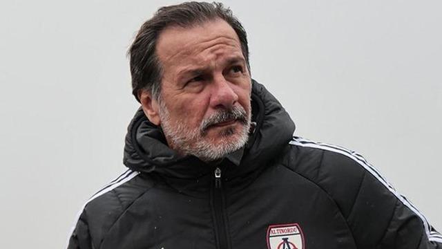 Eski milli futbolcu Yusuf Şimşek’in acı günü