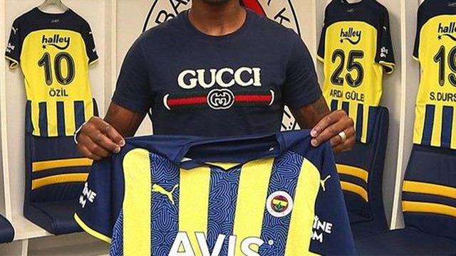 Fenerbahçe’nin eski yıldızı geri döndü! 1. Lig’e imzayı attı