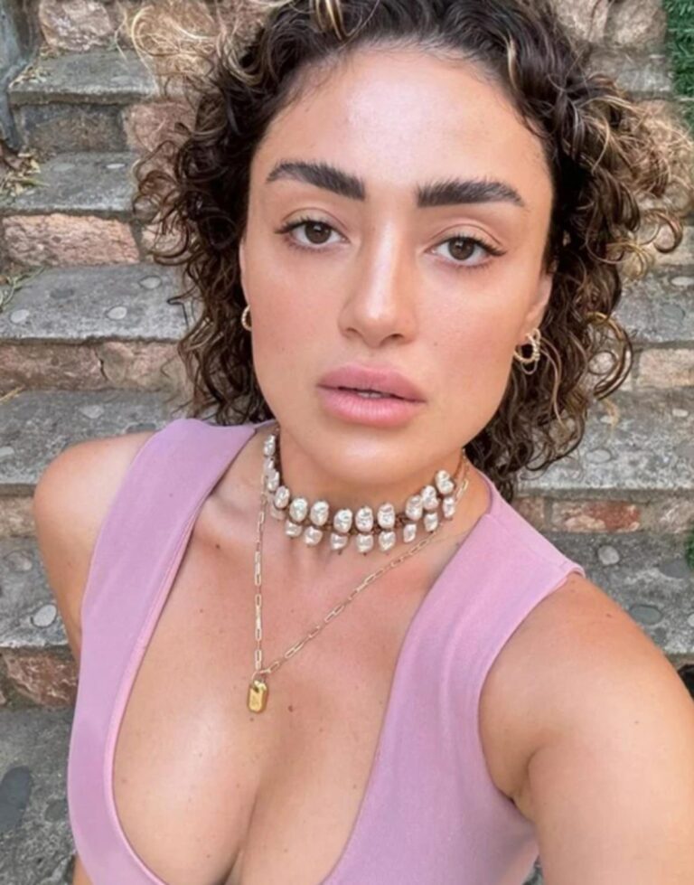 Dilan Çıtak, Manifest’i hedef aldı! Ağır sözler